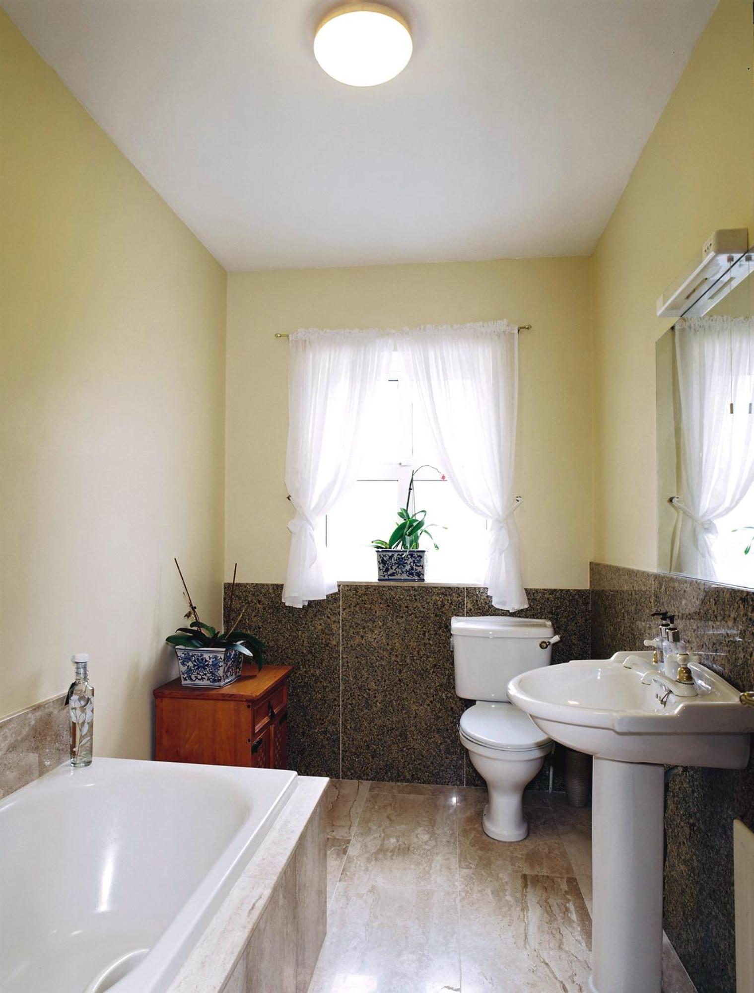 Greenlawn Lodge Лисдунварна Екстериор снимка