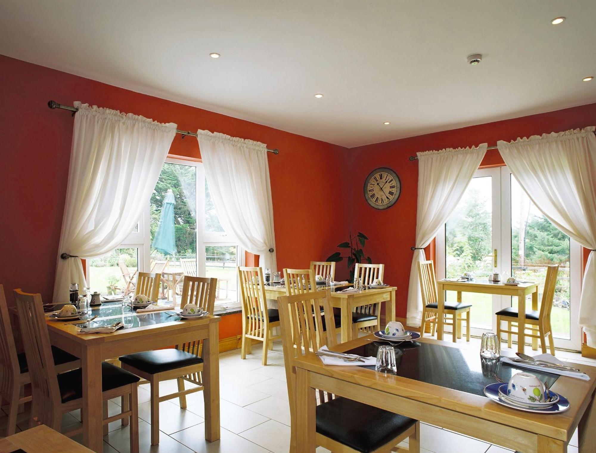 Greenlawn Lodge Лисдунварна Екстериор снимка