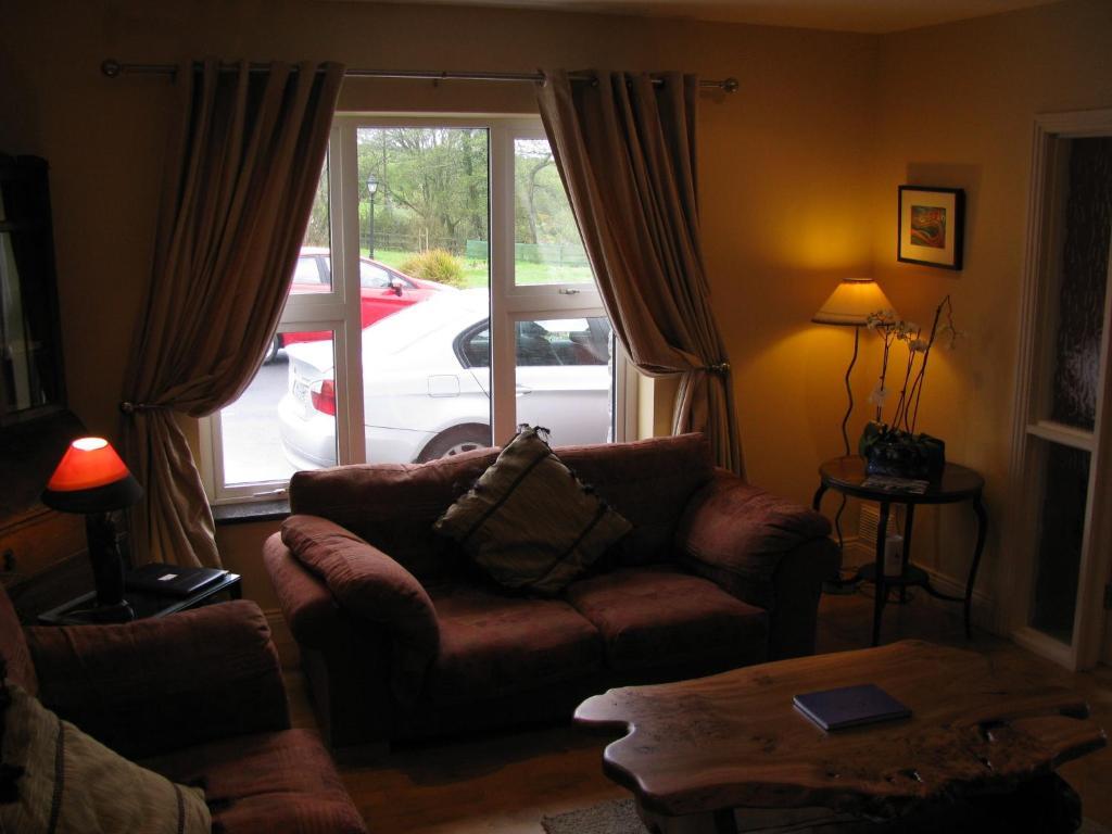 Greenlawn Lodge Лисдунварна Екстериор снимка
