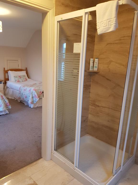 Greenlawn Lodge Лисдунварна Екстериор снимка