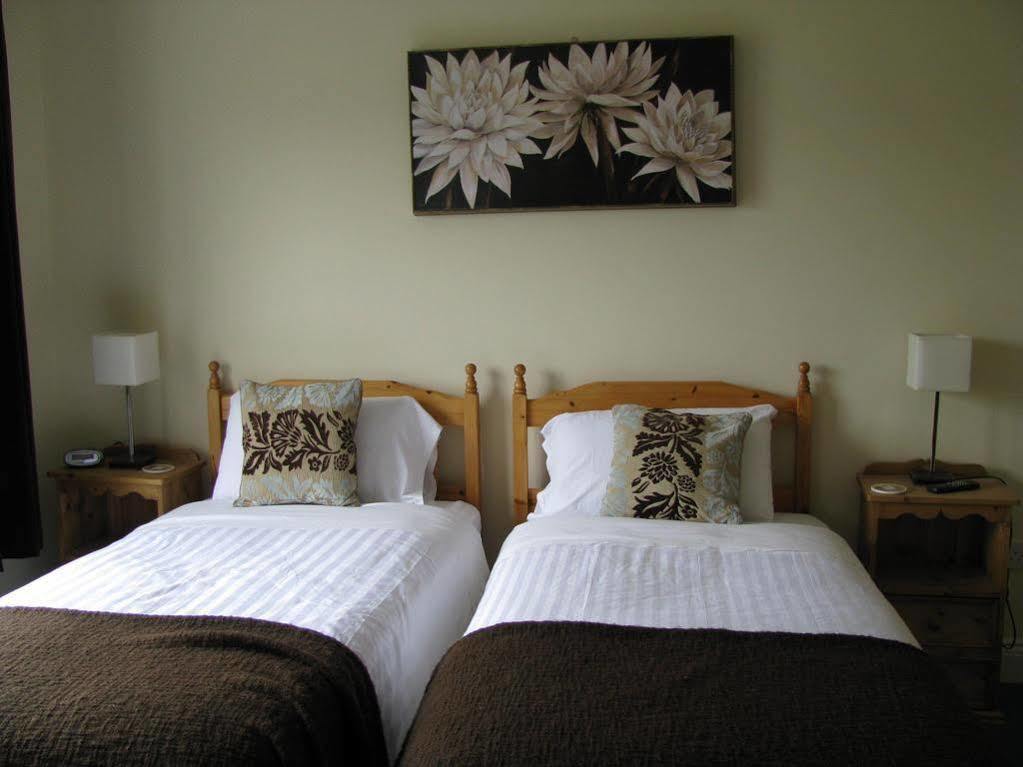 Greenlawn Lodge Лисдунварна Екстериор снимка